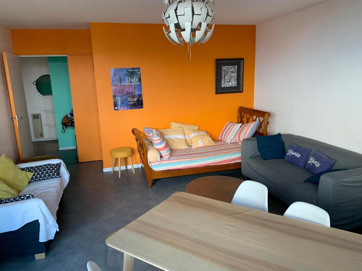 Résidence avec piscine et box, vue sur mer Sète Extérieur photo