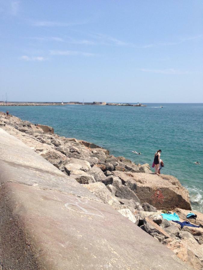 Résidence avec piscine et box, vue sur mer Sète Extérieur photo